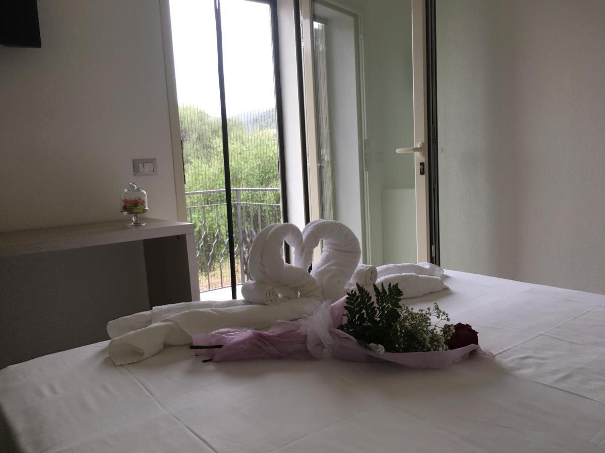 B&B Somiar San Teodoro  Ngoại thất bức ảnh